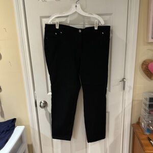 Chico’s Women's Black ankle Jeans